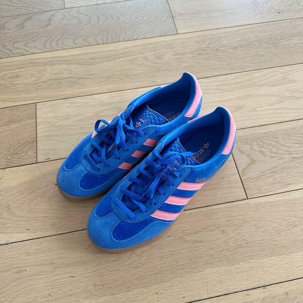 Adidas Gazelle Indoor Velvet Blue w/Pink Stripes sneakers - Picture 2 of 3